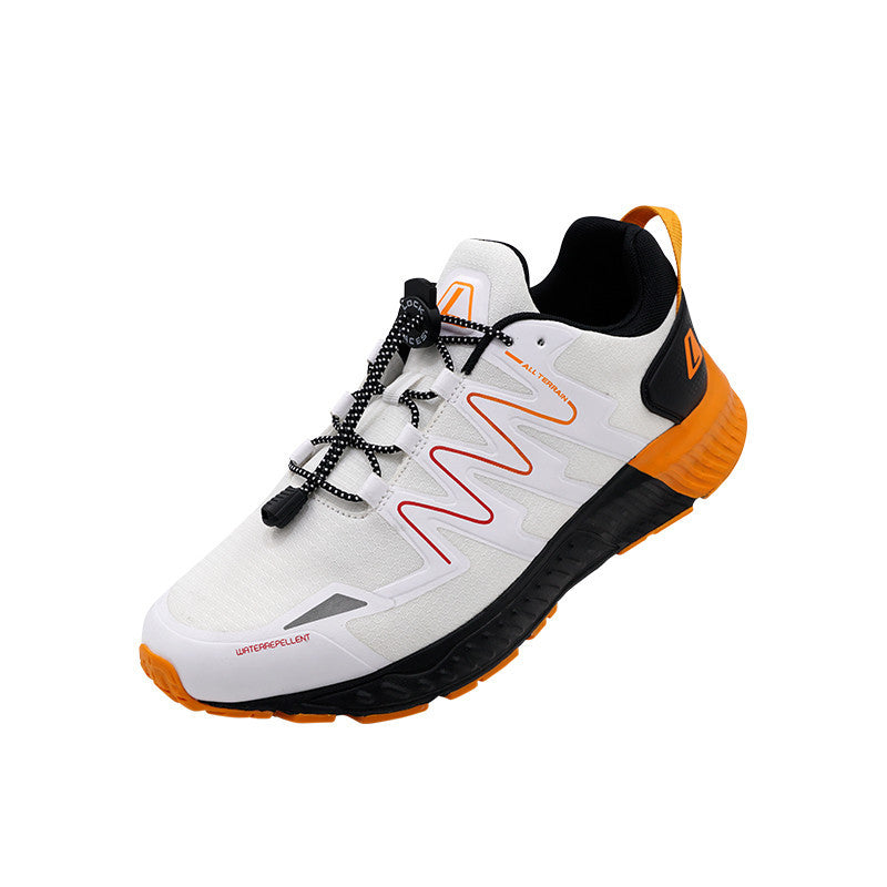 League Kumo 2 White/Black Sepatu Running Pria