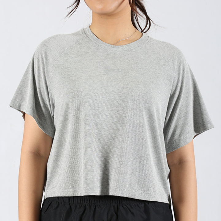 League Apparel Lifestyle Women Amarie Crop Tee FW25WAT2222H